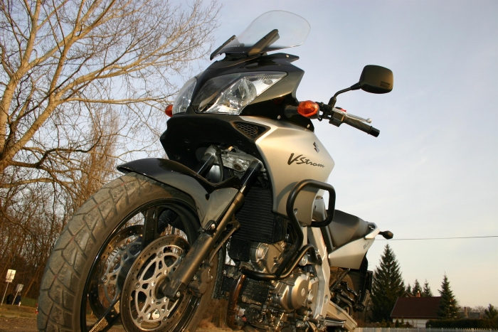 suzuki-dl650-04-bikepics-320069.jpg